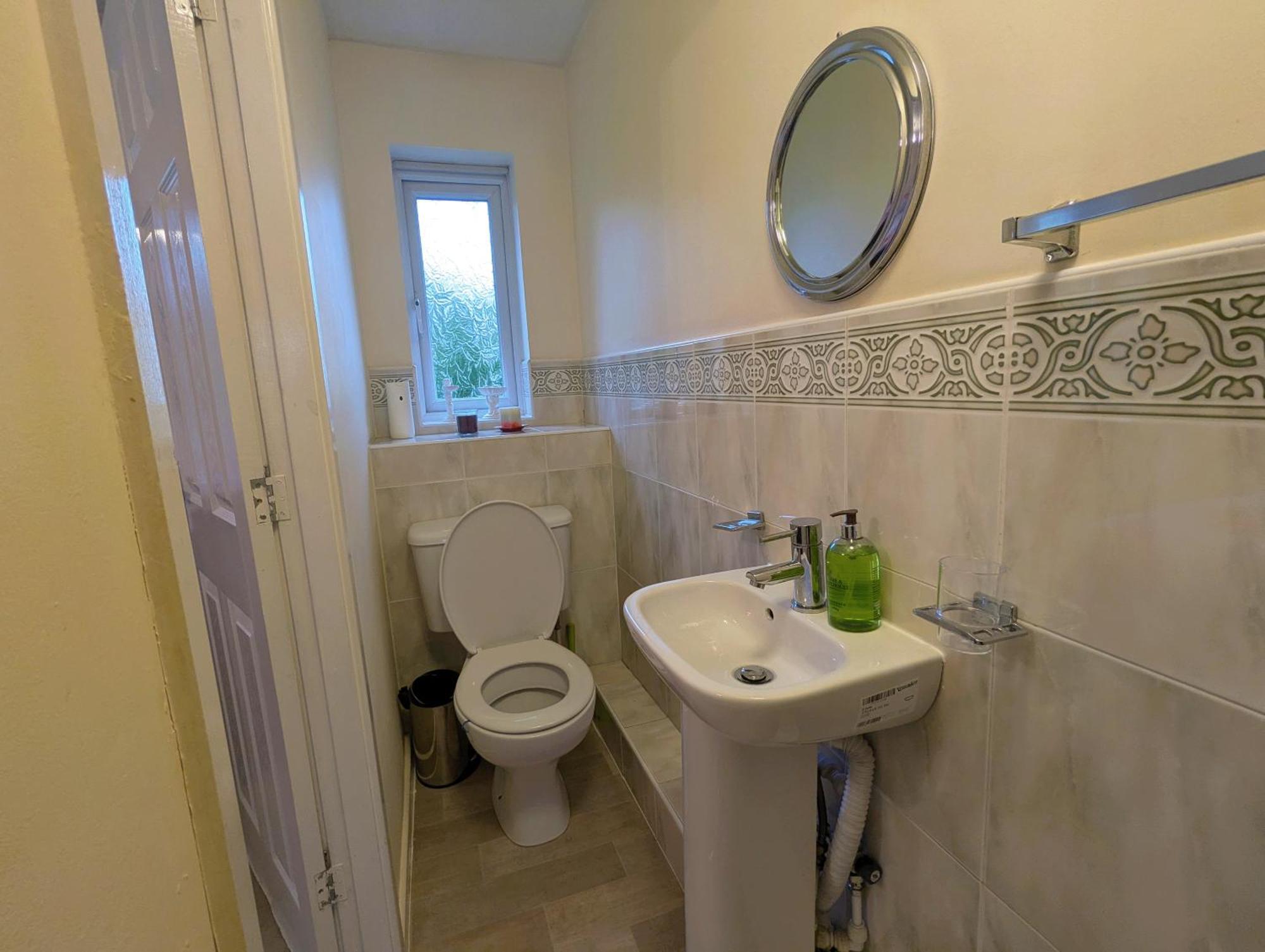 Spacious 4 Bed Riverside Mánchester